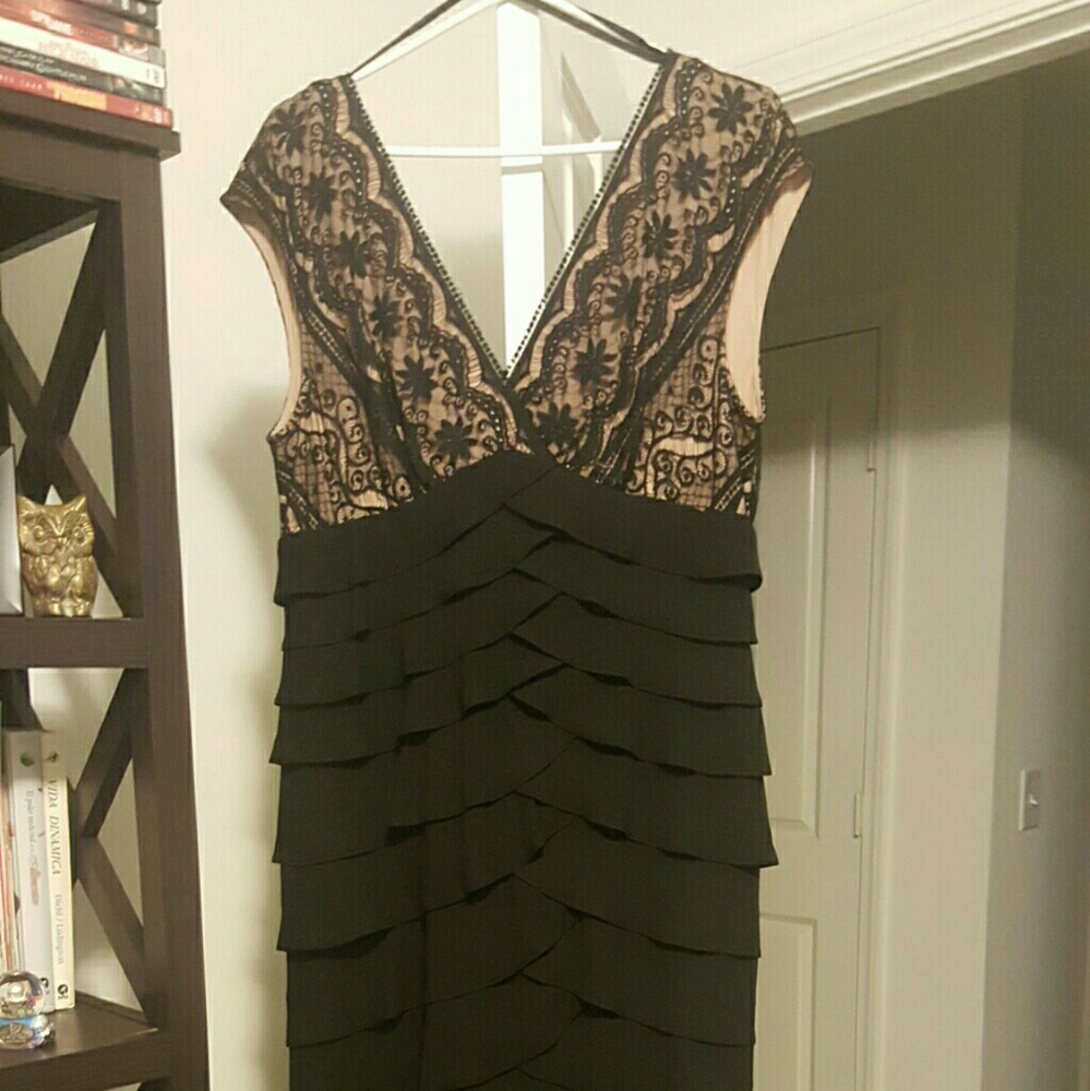 Vintage look! Lace, Very elegant! 1 time use!!